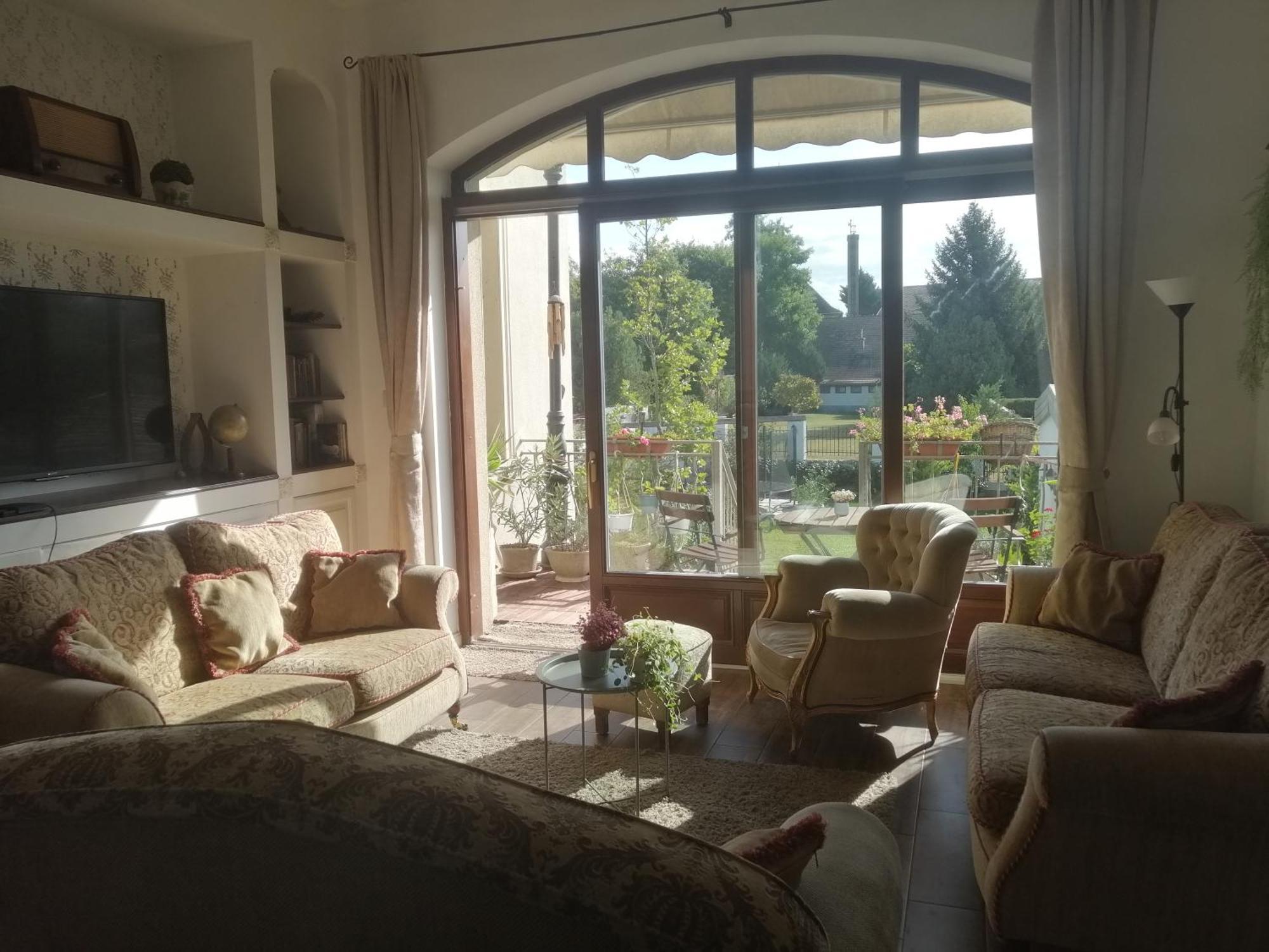 Kuria Apartman With Private Jacuzzi And Pool Budapest Bagian luar foto