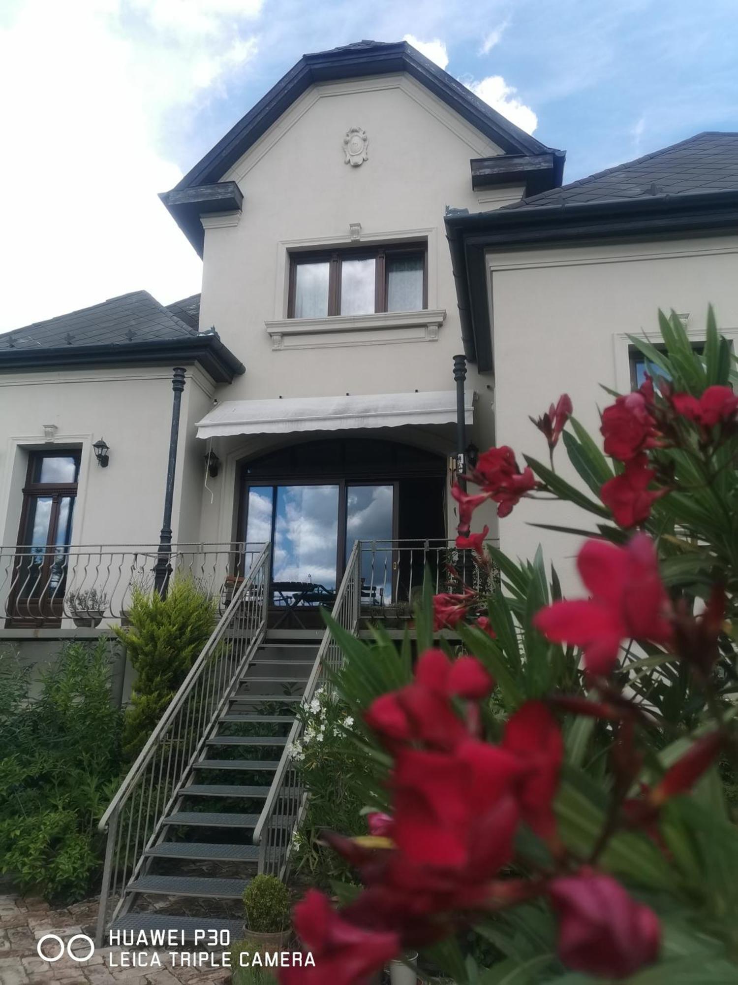 Kuria Apartman With Private Jacuzzi And Pool Budapest Bagian luar foto