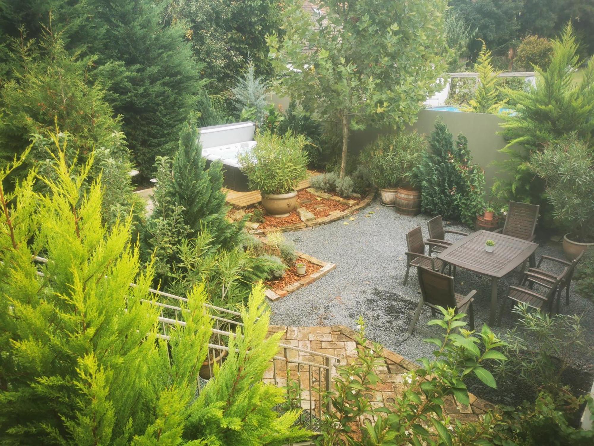 Kuria Apartman With Private Jacuzzi And Pool Budapest Bagian luar foto