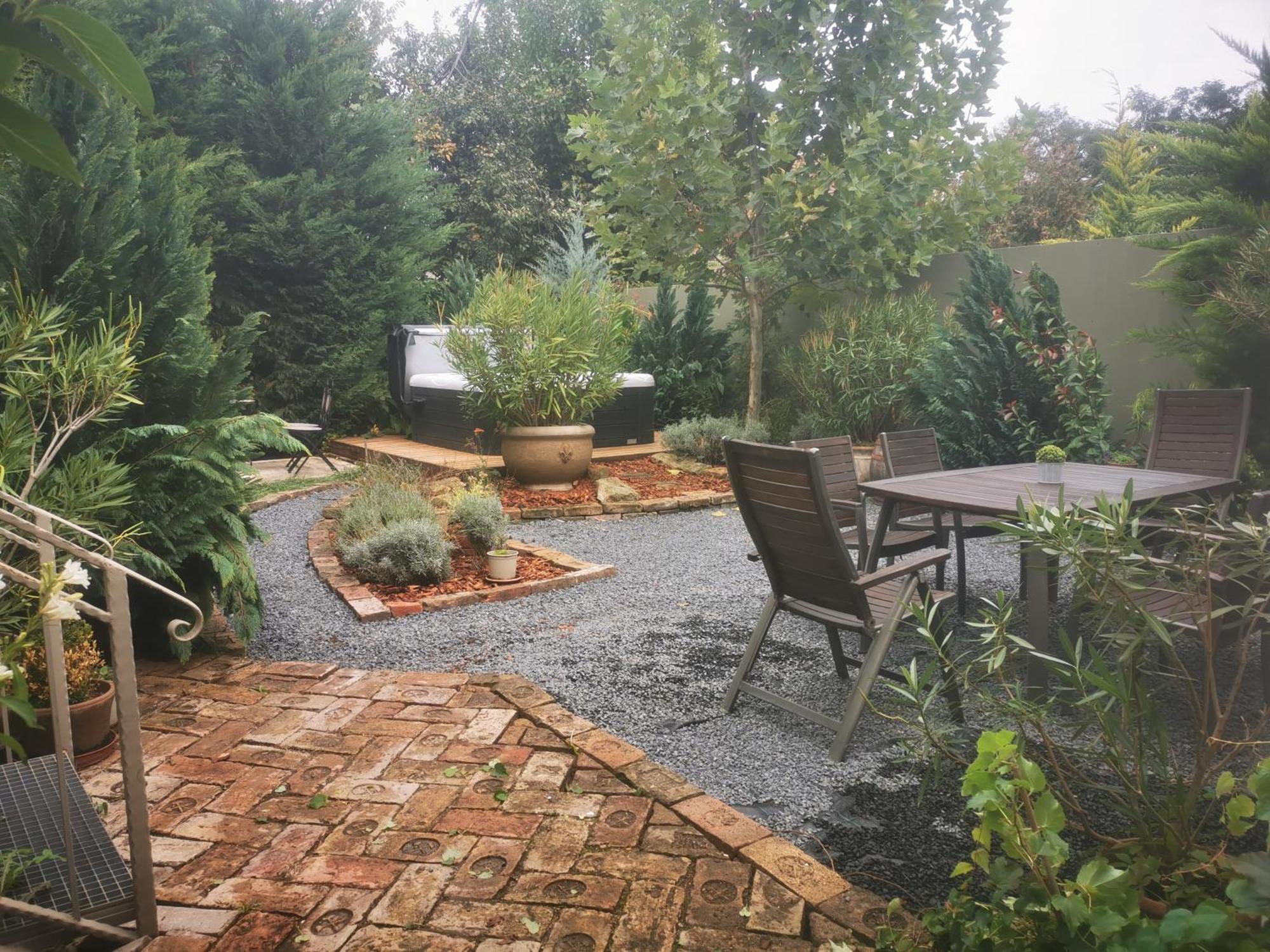 Kuria Apartman With Private Jacuzzi And Pool Budapest Bagian luar foto