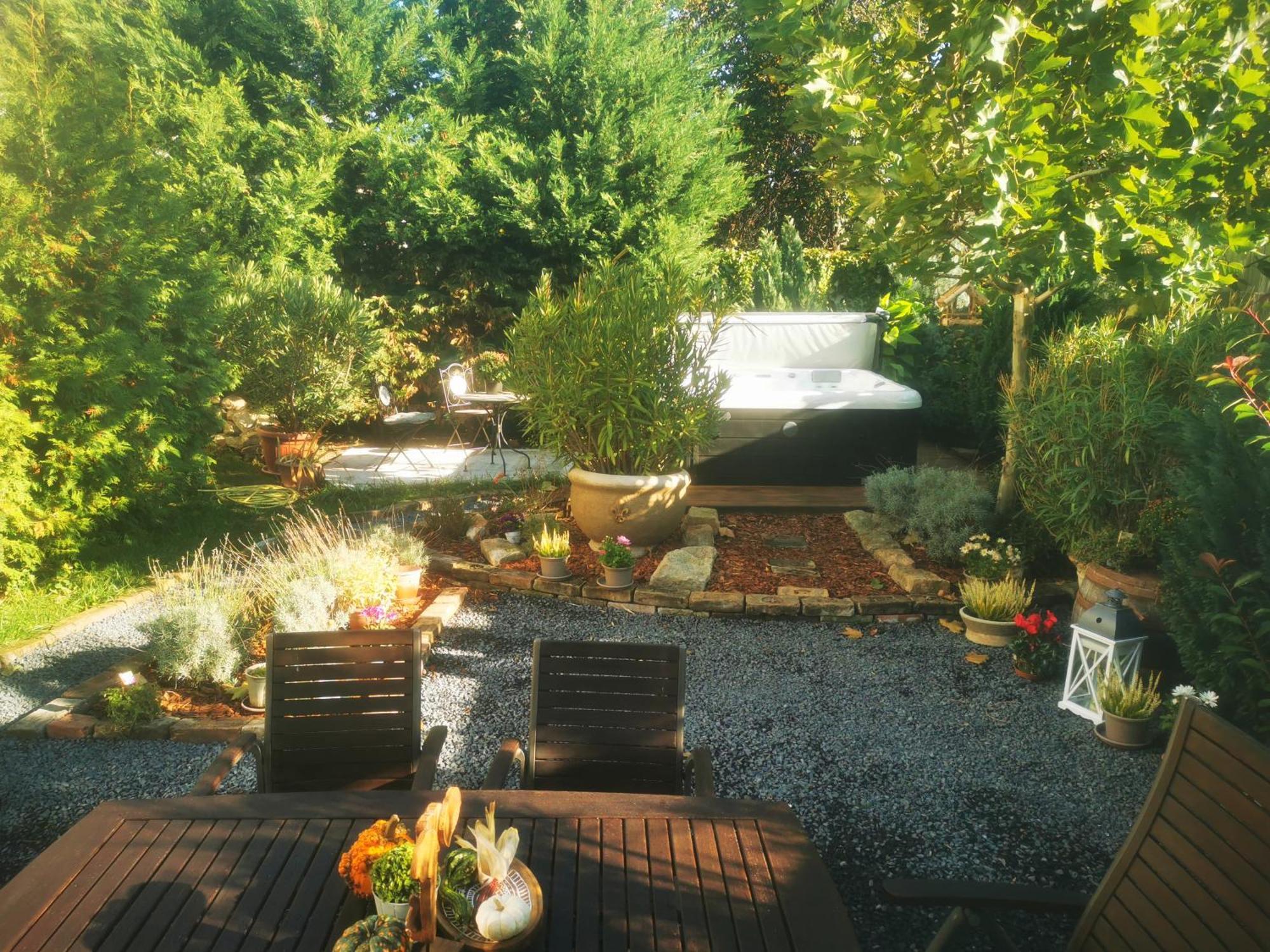 Kuria Apartman With Private Jacuzzi And Pool Budapest Bagian luar foto
